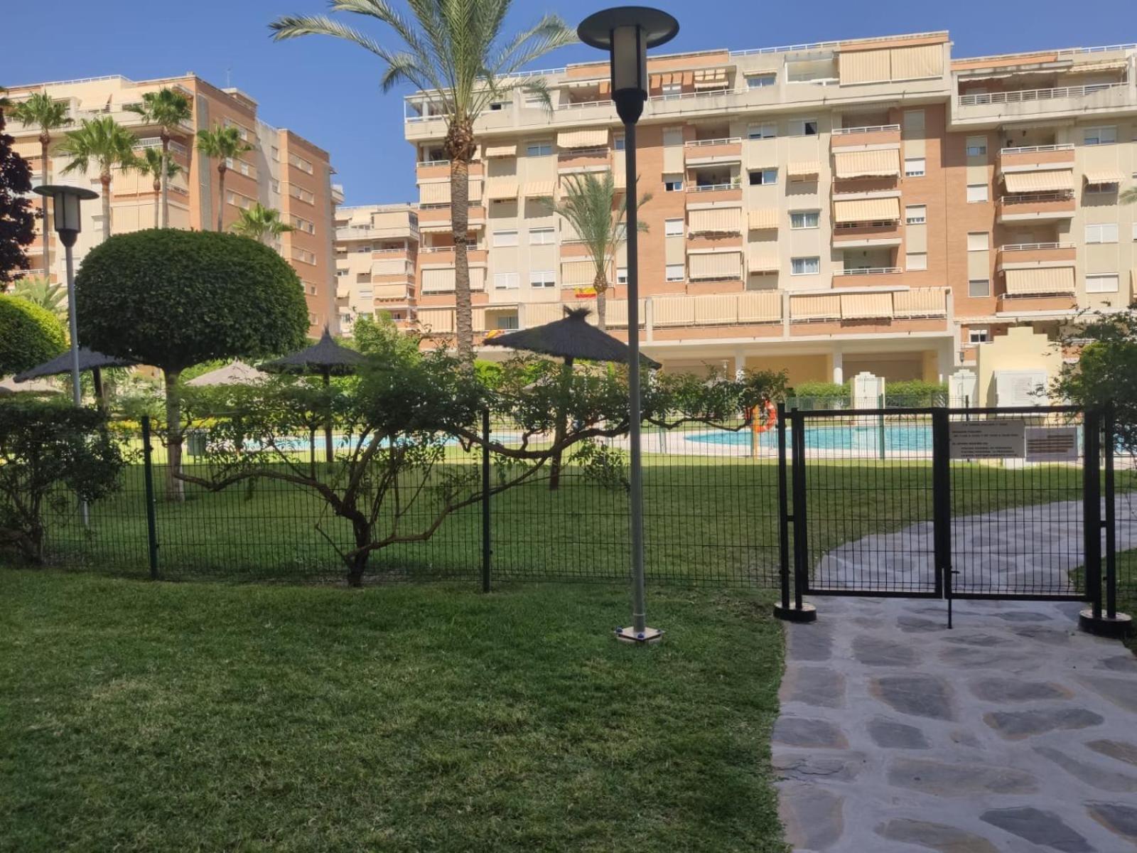 Garden Teatinos, Apartamento Con Piscina Y Ac Málaga Exterior foto